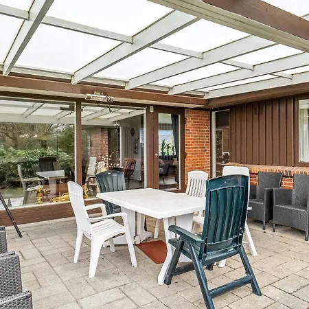 3 Bedroom In Hébergement de vacances Tranekær